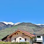 In Near Slopes * Niedernsill