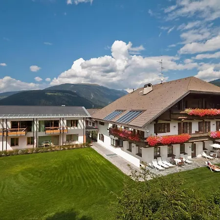 Apartment In Near Slopes